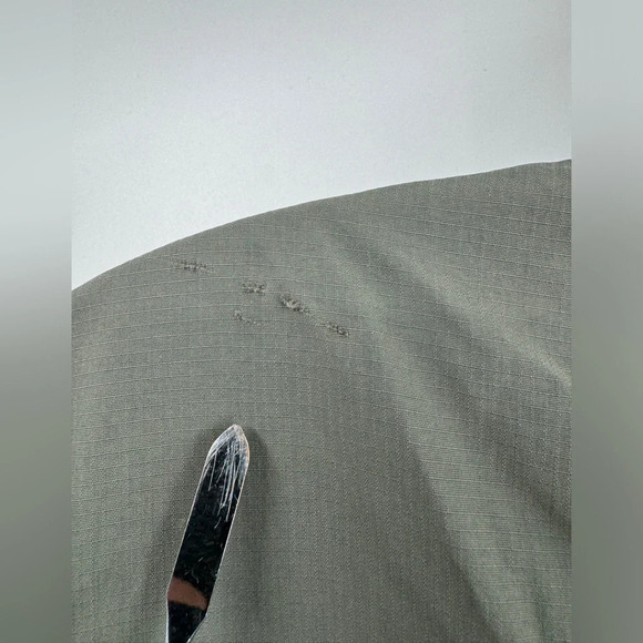 Columbia Omni Shade Sun Protection Mens L Green Vest Layer Outdoor Vented - Picture 8 of 11